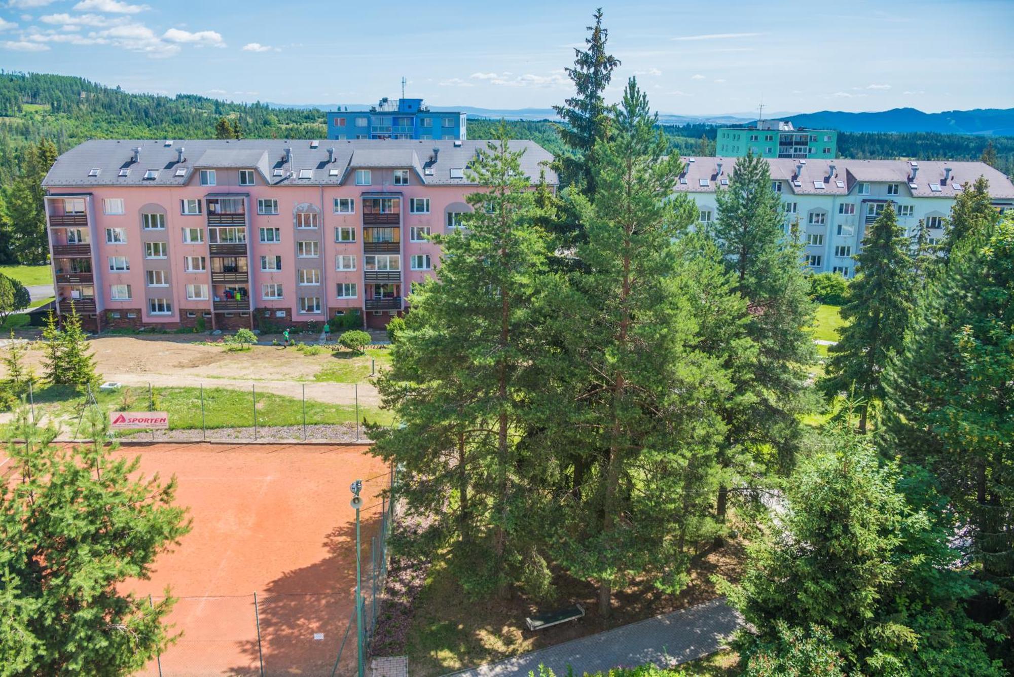 Sherpa'S Hostel High Tatras Štrbské Pleso Екстериор снимка