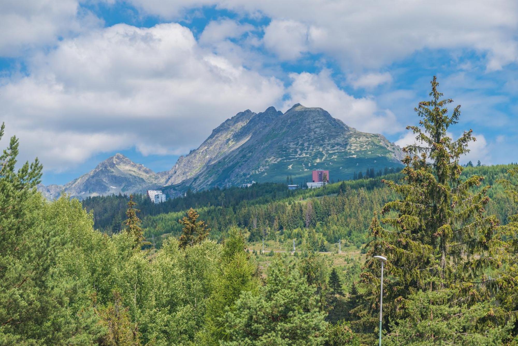 Sherpa'S Hostel High Tatras Štrbské Pleso Екстериор снимка